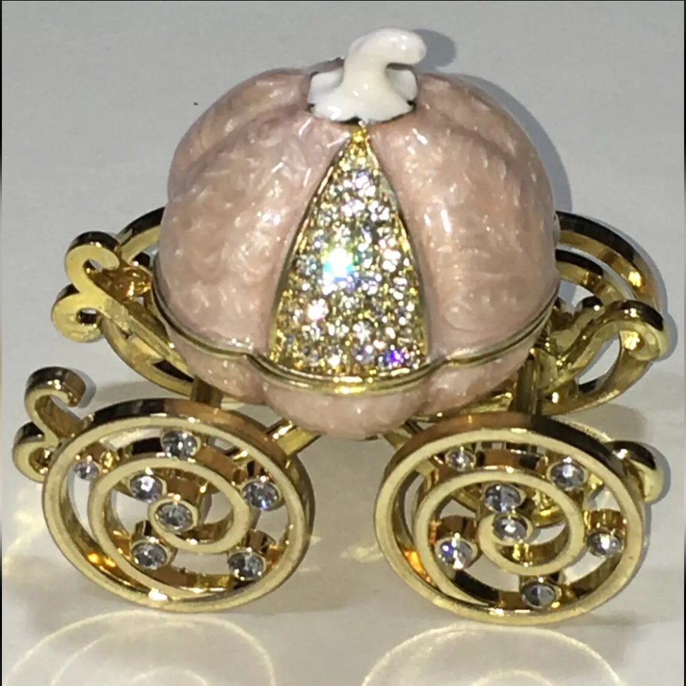 Vintage Pink Pumpkin Carriage 2.75x2in